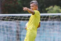 Pelatih Hendri Susilo saat masih menjadi pelatih Semen Padang Fc.
