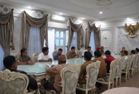 Wali Kota Padang Panjang Hendri Arnis menyatakan dukungan penuh terhadap rencana penyelenggaraan event gowes berskala besar di Kota Padang Panjang, saat menerima kunjungan silaturahmi komunitas sepeda atau gowes di Pendopo Rumah Dinas Wali Kota, Senin (9/3/2026).