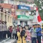 Aliansi Mahasiswa se-Bukittinggi menggelar aksi demonstrasi di depan Gedung DPRD Kota Bukittinggi, Jumat (6/3/2026). Aksi tersebut dilakukan sebagai bentuk evaluasi terhadap satu tahun kepemimpinan Wali Kota dan Wakil Wali Kota Bukittinggi.