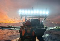 Tim SAR juga menggunakan teknologi SARMAP dari Basarnas Command Center (BCC) untuk mempercepat pencarian dan memastikan tidak ada korban yang tertinggal.