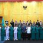 Pemerintah Kabupaten Pasaman Barat menggelar serah terima jabatan (sertijab) enam camat di Aula Kantor Bupati, Jumat (13/3/2026). Kegiatan tersebut juga dirangkai dengan pelantikan Ketua TP-PKK di enam kecamatan.