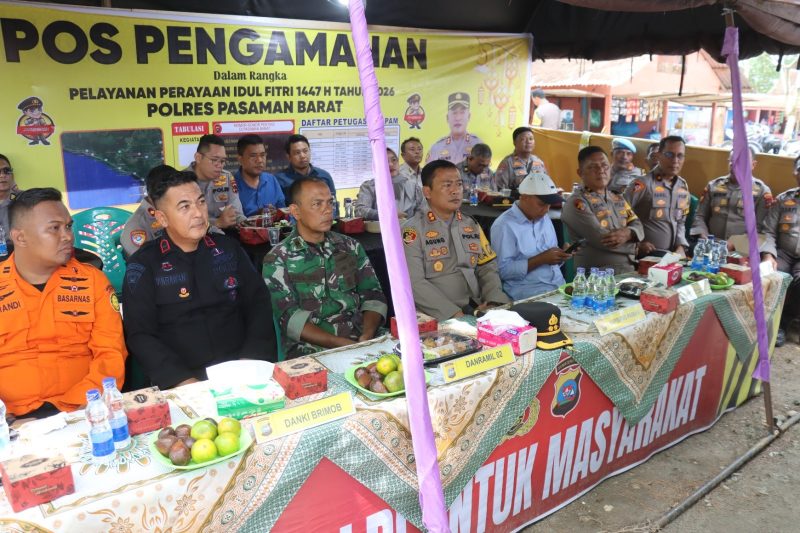 Polres Pasaman Barat mengikuti zoom meeting nasional bersama Kepolisian Negara Republik Indonesia (Kapolri) dalam rangka memantau perkembangan situasi keamanan dan ketertiban masyarakat (Sitkamtibmas) selama pelaksanaan Operasi Ketupat Singgalang 2026.