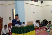Gubernur Sumatera Barat, Mahyeldi Ansharullah, melaksanakan kegiatan Safari Ramadan di Masjid Syekh Muhammad Daud, Kampung Pinang Mudik Simpang, Kecamatan Simpati, Kabupaten Pasaman, Senin (9/3/2026).