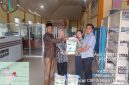 Pemerintah Kabupaten Pasaman Barat melalui Dinas Ketahanan Pangan menyalurkan bantuan pangan berupa beras kepada warga terdampak bencana.