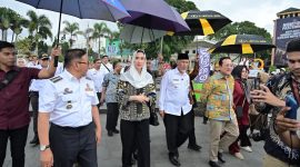 Gubernur Sumatera Barat, Mahyeldi Ansharullah, menegaskan posisi penting Kota Bukittinggi dalam sejarah bangsa saat mendampingi kunjungan kerja Menteri Pariwisata RI, Widiyanti Putri Wardhana, di Bukittinggi, Rabu (29/4/2026).