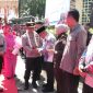 Kedatangan Kapolda Sumatera Barat Irjen Pol. Gatot Tri Suryanta di Markas Komando (Mako) Polres Pasaman Barat, Kamis (30/4/2026), disambut meriah oleh Bupati Pasaman Barat Yulianto bersama Kapolres Pasaman Barat AKBP Agung Tribawanto serta jajaran Forkopimda setempat.