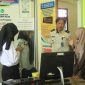 Kantor Imigrasi Kelas I Non-TPI Agam bekerja sama dengan pemerintah daerah setempat menghadirkan layanan pengurusan paspor yang kini dipusatkan di DPMPTSP Pasaman Barat. Pada hari pertama pelaksanaan, Kamis (9/4/2026).