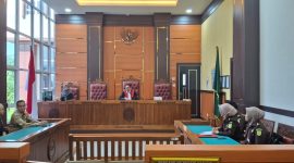 Pengadilan Negeri Padang kembali menolak permohonan praperadilan yang diajukan oleh Hj. Merry Nasrun terkait penyitaan aset oleh Kejaksaan Negeri Padang.