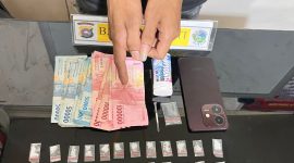 Satuan Reserse Narkoba (Satresnarkoba) Polres Agam kembali mengungkap kasus dugaan penyalahgunaan narkotika jenis sabu. Seorang pria berinisial DS (38), warga Kecamatan Ampek Nagari, ditangkap pada Selasa (21/4/2026) sore.
