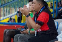Komisaris Semen Padang FC, Braditi Moulevey. 