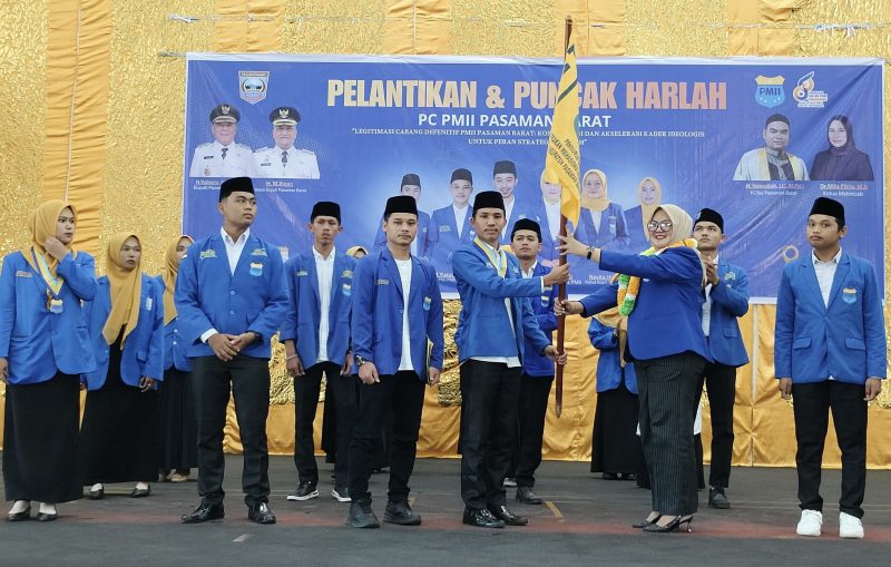 Pengurus Cabang Pergerakan Mahasiswa Islam Indonesia (PC PMII) Pasaman Barat resmi dilantik pada Kamis (30/4/2026) di aula kantor bupati setempat.