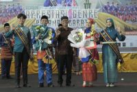 Muhammad Zikri dan Marsha Fahimil Ilmi resmi dinobatkan sebagai pemenang pada malam puncak Apresiasi GenRe Pasaman Barat 2026 yang digelar di Aula Kantor Bupati, Sabtu (2/5/2026).
