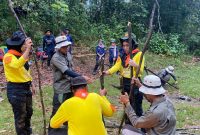 Sebanyak 14 siswa dan siswi SMAN 1 Padang mengikuti kegiatan Pendidikan Dasar Galapagos (PDG) ke-37 yang dilaksanakan pada 15–17 Mei 2026 di Hutan Biologi Universitas Andalas.