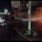 Tiga unit bangunan rumah toko (ruko), di kawasan Bundaran Simpang Empat, Kecamatan Pasaman, Kabupaten Pasaman Barat, Sumatera Barat (Sumbar) ludes terbakar, Senin malam (18/5/2026).