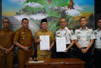 Kantor Wilayah Direktorat Jenderal Imigrasi Sumatera Barat memperkuat kolaborasi dengan pemerintah daerah melalui penandatanganan nota kesepahaman (Memorandum of Understanding/MoU) bersama Pemerintah Kota Payakumbuh, Selasa (19/5/2026).