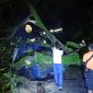 Kepala pelaksana BPBD padang Hendri Zulviton minta masyarakat untuk meningkatkan kewaspadaan. Mengingat cuaaca ektrem yang terjadi di kota padang.