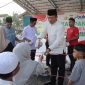 Dalam rangka memperingati Hari Raya Idul Adha 1447 Hijriah/2026 Masehi, Polres Pasaman Barat menggelar kegiatan penyembelihan hewan kurban di halaman Mapolres Pasaman Barat, Rabu (27/5/2026). Kegiatan tersebut dipimpin langsung oleh AKBP Agung Tribawanto dan berlangsung dengan penuh khidmat serta kebersamaan.