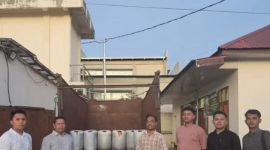 Tim Opsnal Satreskrim Polres Agam mengamankan dua orang yang diduga terlibat dalam penyalahgunaan pengangkutan dan niaga bahan bakar minyak (BBM) subsidi jenis Bio Solar pada Selasa (2/6/2026) sore.
