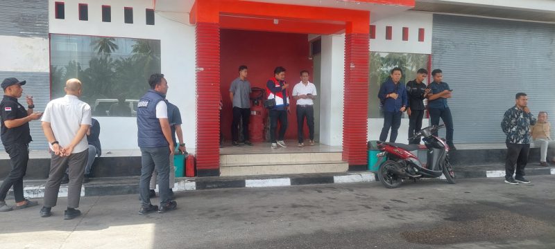 Tim Satuan Tugas (Satgas) Pengendalian BBM Subsidi Kabupaten Pasaman Barat bersama PT Pertamina Sumatera Barat menemukan dugaan penyalahgunaan barcode subsidi saat menggelar inspeksi mendadak (sidak) di sejumlah SPBU, Kamis (4/6/2026).