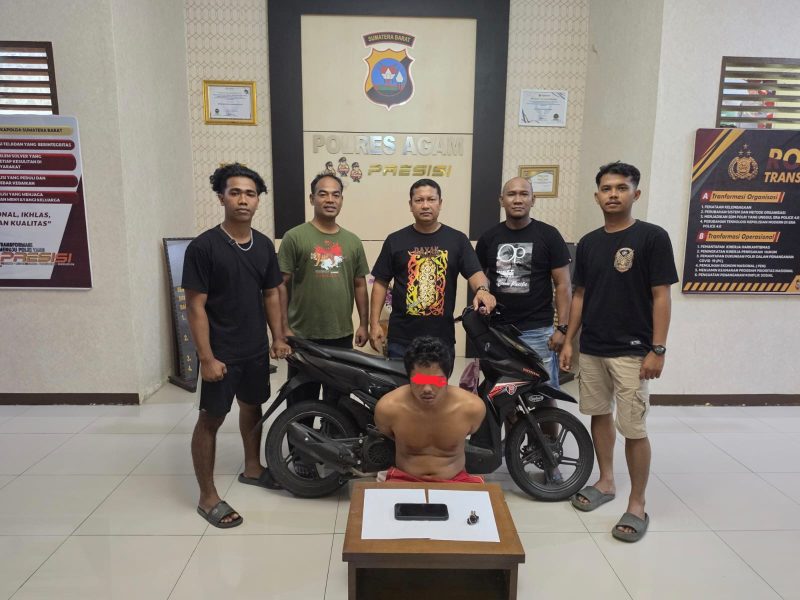Gerak cepat Tim Opsnal Satreskrim Polres Agam bersama masyarakat berhasil mengamankan seorang pelaku jambret yang beraksi di wilayah Lubuk Basung, Kabupaten Agam.