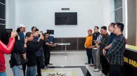 Tim Tangkap Buron (Tabur) Burung Hantu Kejaksaan Tinggi Sumatera Barat berhasil menangkap seorang tersangka kasus dugaan korupsi dana nagari yang telah buron selama hampir enam tahun.
