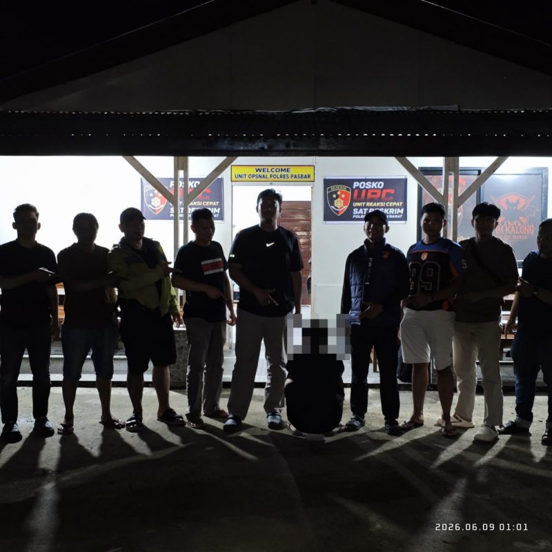 Tim Unit Reaksi Cepat (URC) Satuan Reserse Kriminal (Satreskrim) Polres Pasaman Barat meringkus seorang pemuda berinisial DP (22), diduga melakukan tindak pidana persetubuhan anak di bawah umur.