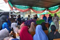 Pemerintah Kabupaten Pasaman Barat bersama Bank Indonesia Perwakilan Sumatera Barat dan Perum Bulog Cabang Bukittinggi menggelar Gerakan Pangan Murah (GPM) di dua kecamatan sebagai upaya menjaga stabilitas harga pangan dan mengendalikan inflasi daerah.
