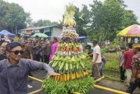 Masyarakat Kampung II Tanjung Sari Mahakarya, Kecamatan Luhak Nan Duo, yang secara konsisten melestarikan tradisi Bersih Desa sebagai bagian dari Tanjung Sari Culture Festival bertema