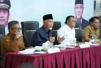 Perintah Provinsi Sumatera Barat (Pemprov Sumbar) bersama Kementerian Lingkungan Hidup (KLH) sepakat menyusun roadmap pengelolaan sampah sebagai langkah strategis mempercepat pembenahan tata kelola persampahan di Ranah Minang.