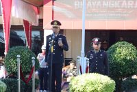 Kapolres Agam AKBP Muari memimpin upacara peringatan Hari Ulang Tahun (HUT) Bhayangkara ke-80 yang digelar di halaman Mapolres Agam, Rabu (1/7/2026).