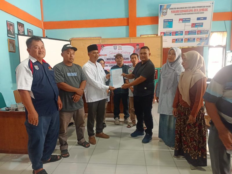 Rangkaian Pemilihan Wali Nagari (Pilwana) serentak tahun 2026 di Kabupaten Pasaman Barat terus berjalan. Nasir resmi mendaftar pada Kamis, (16/7/2026) pagi.
