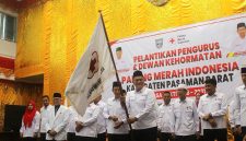Pengurus dan Dewan Kehormatan Palang Merah Indonesia (PMI) Kabupaten Pasaman Barat masa bakti 2026–2031 resmi dilantik di Aula Kantor Bupati Pasaman Barat, Senin (3/8/2026).