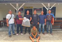 Seorang lelaki berinisial H (34) dibekuk tim Opsnal Satuan Reserse Kriminal (Satreskrim) Polres Pasaman Barat, diduga melakukan tindak pidana penganiayaan yang menyebabkan dua orang meninggal dunia.