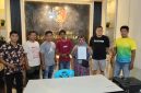 Aksi seorang pria berinisial RE (39) yang kedapatan hendak mengambil kotak infak di Masjid Al Amanah Cendana, Kelurahan Mata Air, Kecamatan Padang Selatan, Kota Padang, akhirnya diselesaikan secara damai.