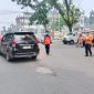 Penanggulangan Bencana Daerah (BPBD) Kabupaten Pasaman Barat membagikan sebanyak 5.000 masker kepada masyarakat di empat titik strategis,