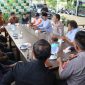 Kepolisian Resor (Polres) Pasaman Barat menggelar kegiatan kumpul bersama masyarakat setempat di Kedai Sahabi, Jorong Pasaman Baru, Kecamatan Pasaman, Kabupaten Pasaman Barat, pada Rabu (21/10/2026). 